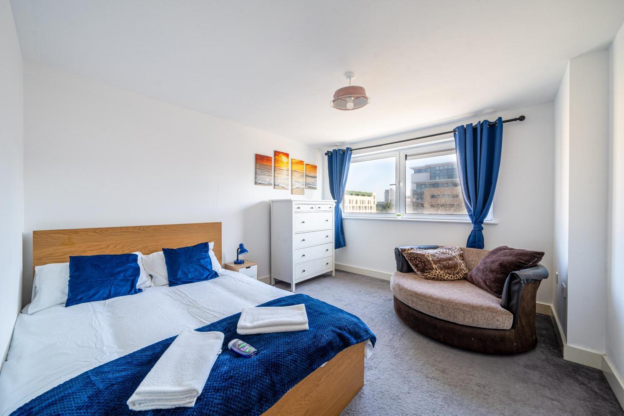 Chic Lakeside W Free Parking Near Excel * Londra