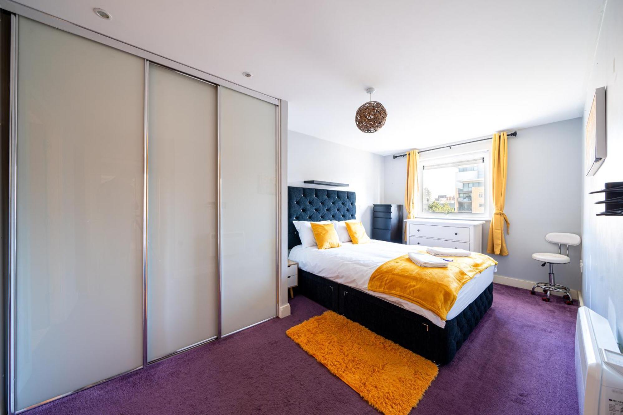 Chic Lakeside W Free Parking Near Excel * Londra